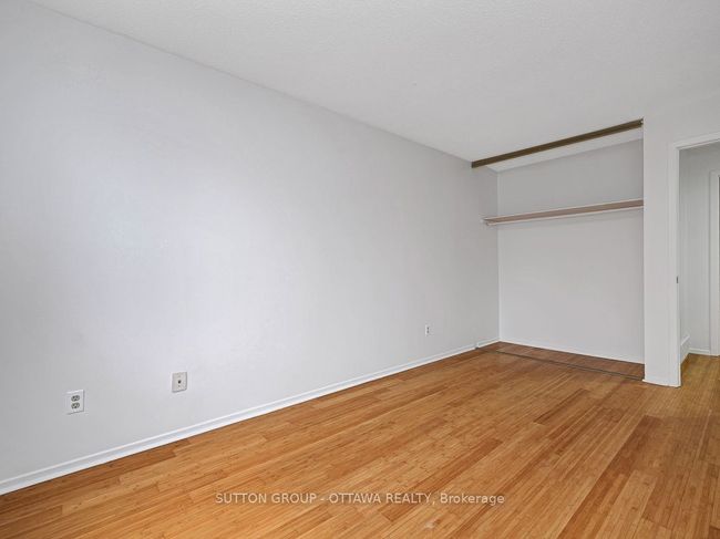 1112 St Germain Cres, House other with 4 bedrooms, 2 bathrooms and 2 parking in Orleans ON | Image 34