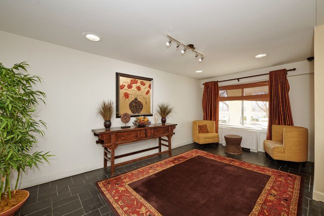 APT-1704 - 7033 N Kedzie Ave, Condo with 2 bedrooms, 2 bathrooms and 2 parking in Chicago IL | Image 32