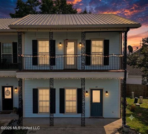 64 Oak Alley Ln, Long Beach, MS, 39560-8001 | Card Image