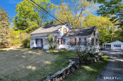 215 Walnut St, Putnam, CT, 06260-2701 | Card Image