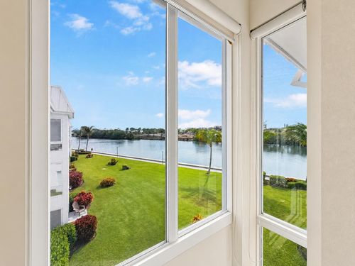 303-8 Colonial Club Dr, Boynton Beach, FL, 33435-8329 | Card Image