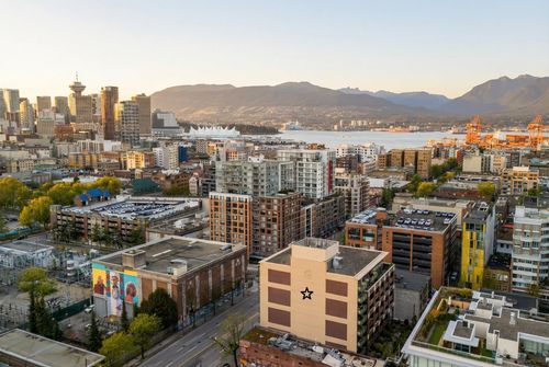 710-718 Main St, Vancouver, BC, V6A0B1 | Card Image