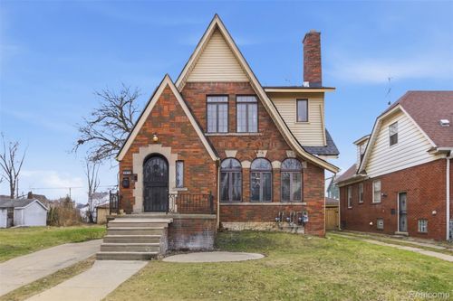 3919 Devonshire Rd, Detroit, MI, 48224-3633 | Card Image