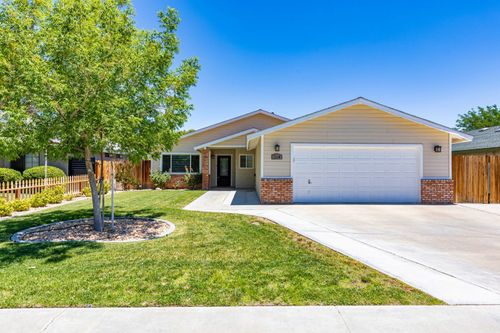 1118 Amie Ct, Ridgecrest, CA, 93555 | Card Image
