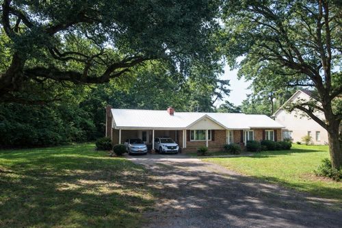 4878 S Fraser St, Georgetown, SC, 29440-5236 | Card Image