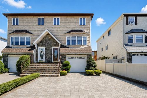 25 Furness Pl, Staten Island, NY, 10314-6205 | Card Image