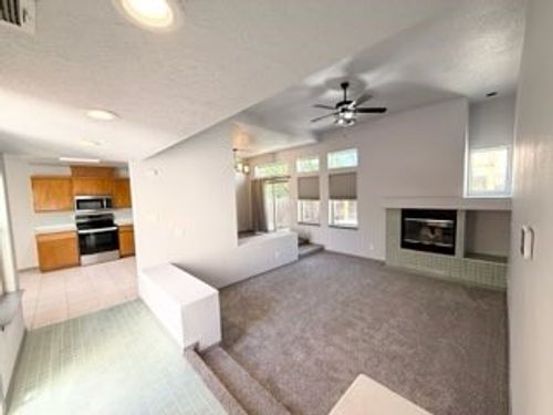 2729 La Bajada, Santa Fe, NM, 87505-5332 | Card Image
