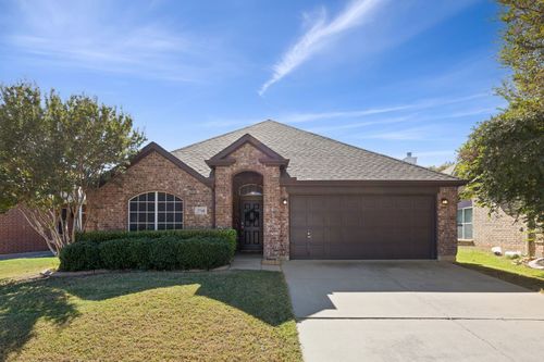 2748 Thorncreek Ln, Fort Worth, TX, 76177-2119 | Card Image