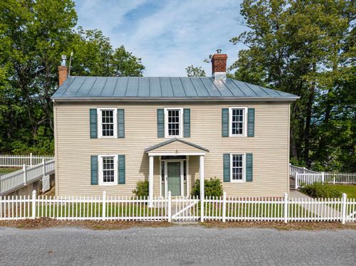 727 S Main St, MOUNT CRAWFORD, VA, 22841-3036 | Card Image