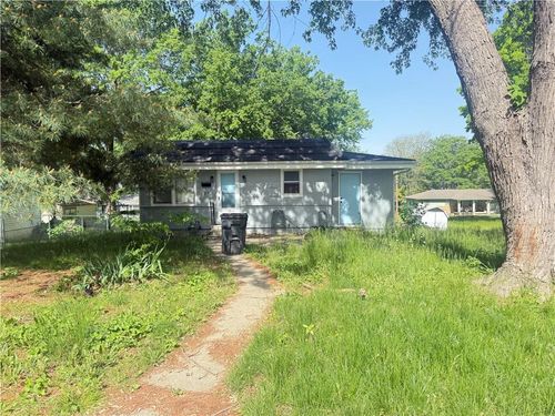 505 18th St, Blue Springs, MO, 64015-4003 | Card Image