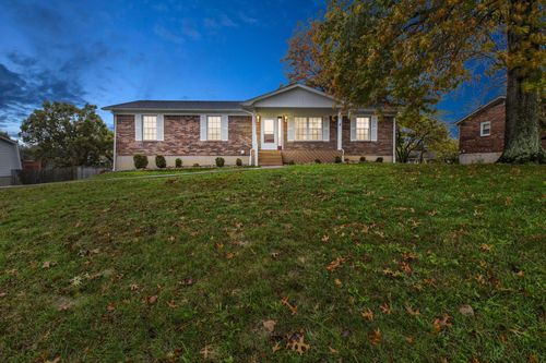 212 Woodbine Ct, Winchester, KY, 40391-2369 | Card Image