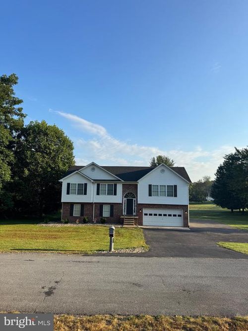 98 Palace Ct, INWOOD, WV, 25428-4357 | Card Image
