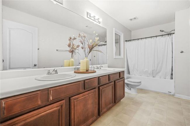 3492 Newtons Crest Cir, House other with 4 bedrooms, 3 bathrooms and null parking in Snellville GA | Image 31