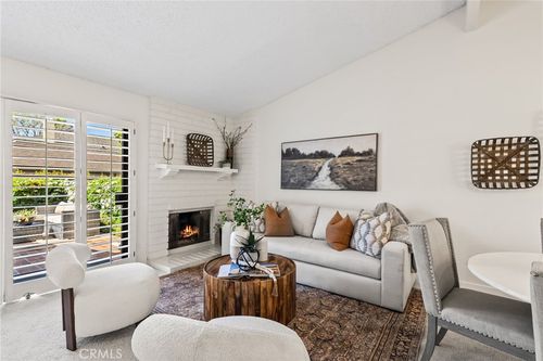 41-36 Sunfish, Irvine, CA, 92604-3327 | Card Image