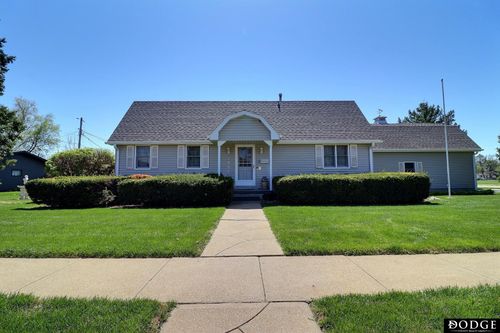 1935 Bramblewood Ln, Fremont, NE, 68025-2881 | Card Image