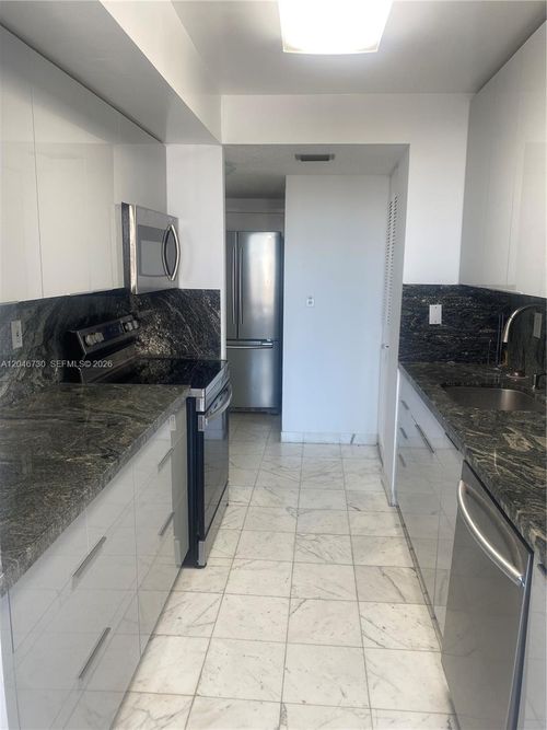 1206-230 174th St, Sunny Isles Beach, FL, 33160-3332 | Card Image