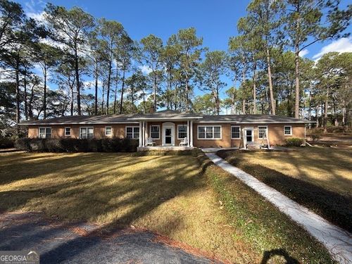 801 8th St W, Tifton, GA, 31794-3804 | Card Image