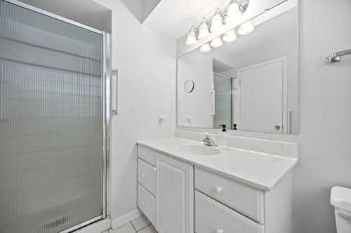 1532 Swallow St, Naperville, IL, 60565-1320 | Card Image