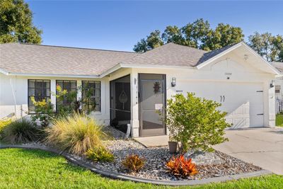 SCREENED FRONT ENTRYWAY | Image 2