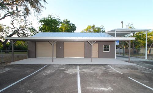 114 W Myers Blvd, MASCOTTE, FL, 34753-8837 | Card Image