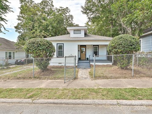 515 Vance Ave, Salisbury, NC, 28144-6529 | Card Image