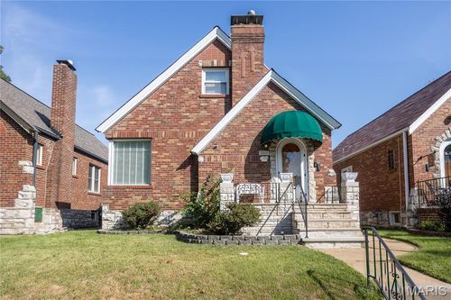 5411 Pernod Ave, Saint Louis, MO, 63139-1536 | Card Image