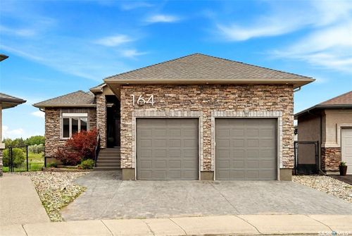 164 Oxbow Crescent, Regina, SK, S4Y0A6 | Card Image