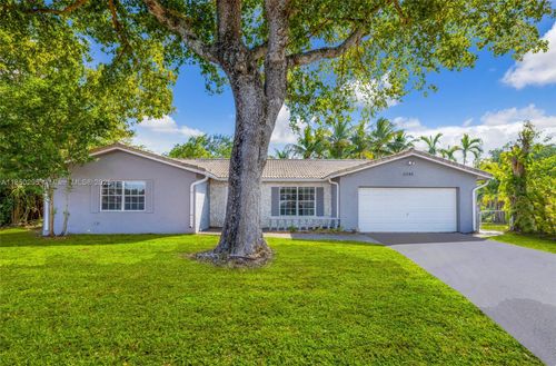 11390 Nw 37th St, Coral Springs, FL, 33065-2611 | Card Image