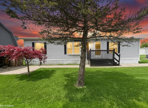 12370 Saint James Court, Romeo Village, MI, 48065 | Card Image