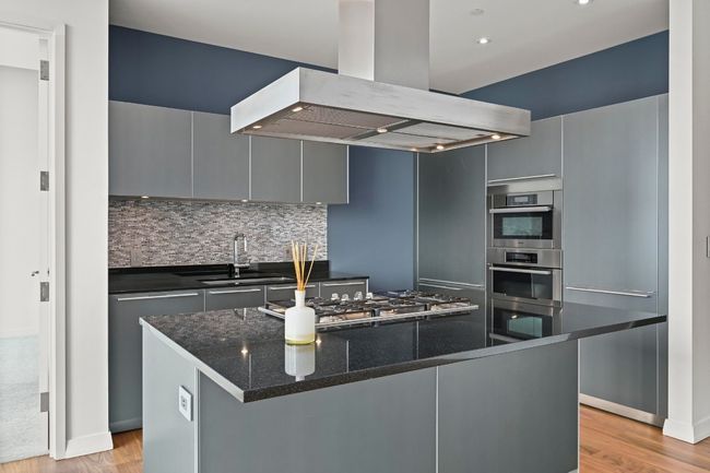 APT-2011 - 210 Lavaca St, Condo with 2 bedrooms, 3 bathrooms and 2 parking in Austin TX | Image 12