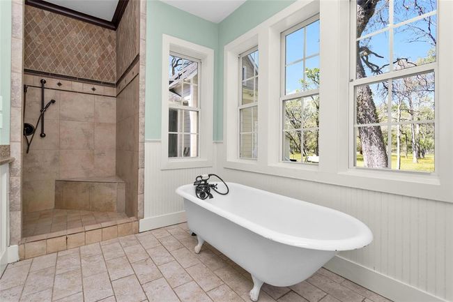 20802 Pecan Bend Rd, House other with 4 bedrooms, 4 bathrooms and 3 parking in Damon TX | Image 26