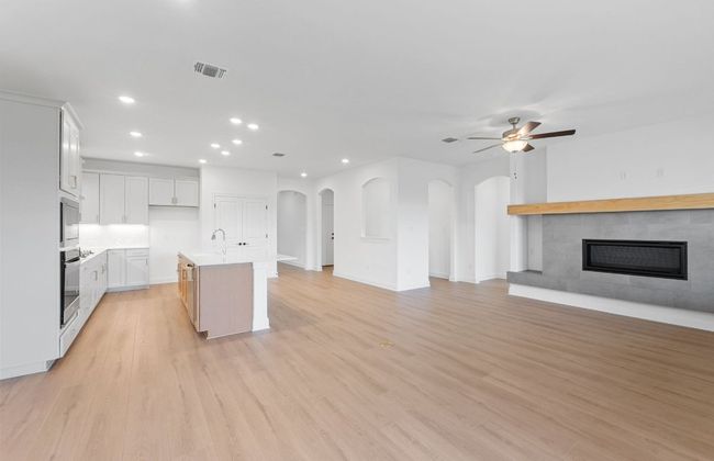 6505 Apache Plum Ln, House other with 3 bedrooms, 3 bathrooms and null parking in Spicewood TX | Image 16