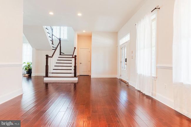 24814 Barrington Grove Ct, House other with 5 bedrooms, 5 bathrooms and null parking in Aldie VA | Image 31