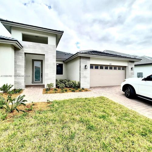 3190-4261 Sw 178th Ave, Miramar, FL, 33029-1649 | Card Image