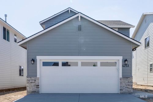 4253 E Hillsong St, Meridian, ID, 83642-1426 | Card Image