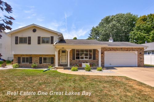 2389 Gatesboro Dr E, Saginaw, MI, 48603-3770 | Card Image