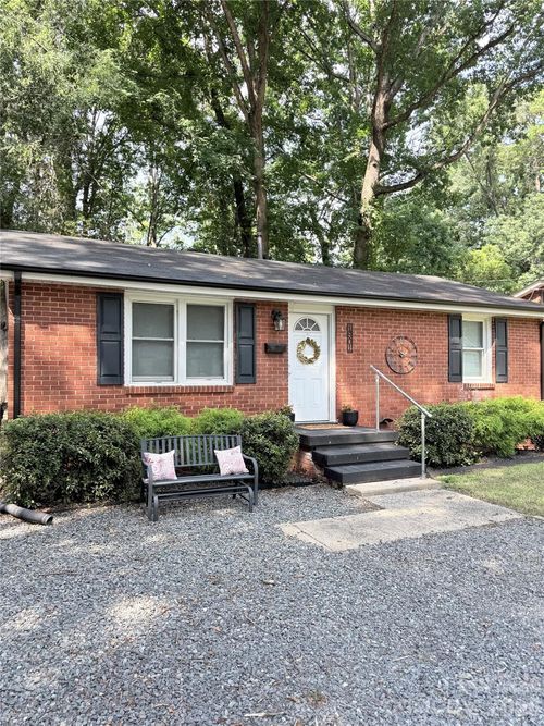 1801 Purser Dr, Charlotte, NC, 28215-2990 | Card Image