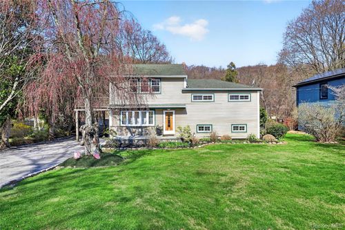 606 Washington Ave, Pleasantville, NY, 10570-1016 | Card Image