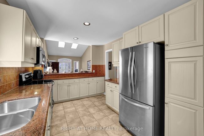 39 Via Amici, Condo with 3 bedrooms, 4 bathrooms and 2 parking in Alliston ON | Image 13