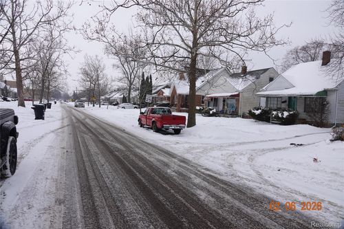 7828 Westwood St, Detroit, MI, 48228-3342 | Card Image