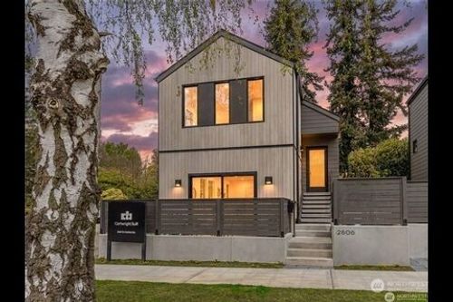 2806 W Dravus, Seattle, WA, 98199 | Card Image