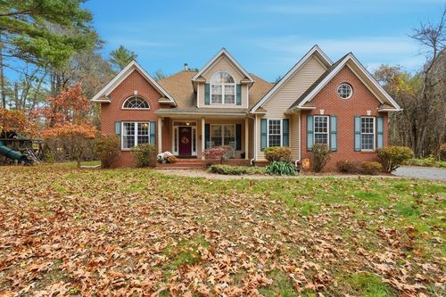 113 Greenwich Plns Rd, Ware, MA, 01082-9771 | Card Image