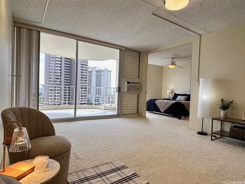 1806-469 Ena Rd, Honolulu, HI, 96815-1724 | Card Image