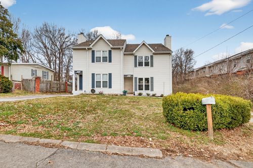 1211 Waggoner Dr, Nashville, TN, 37214-3944 | Card Image