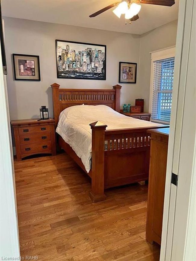 MAIN - 21 Proctor Blvd, House other with 2 bedrooms, 1 bathrooms and 1 parking in Hamilton ON | Image 7