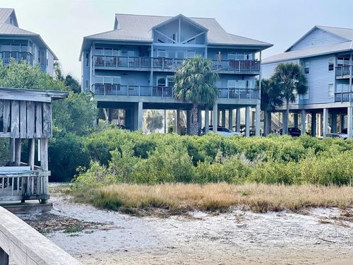 d-11 Old Mill Dr, Cedar Key, FL, 32625-5103 | Card Image