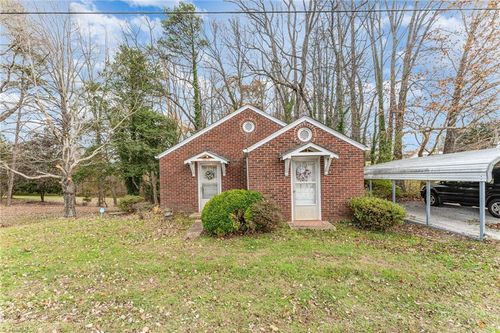 10675 Nc 89 Hwy W, Westfield, NC, 27053-8133 | Card Image