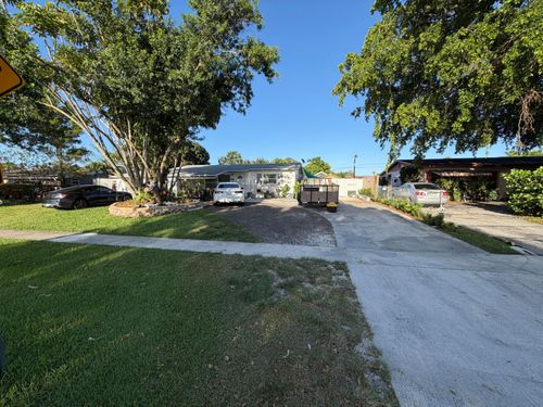 912 Montego Dr, West Palm Beach, FL, 33415-3846 | Card Image