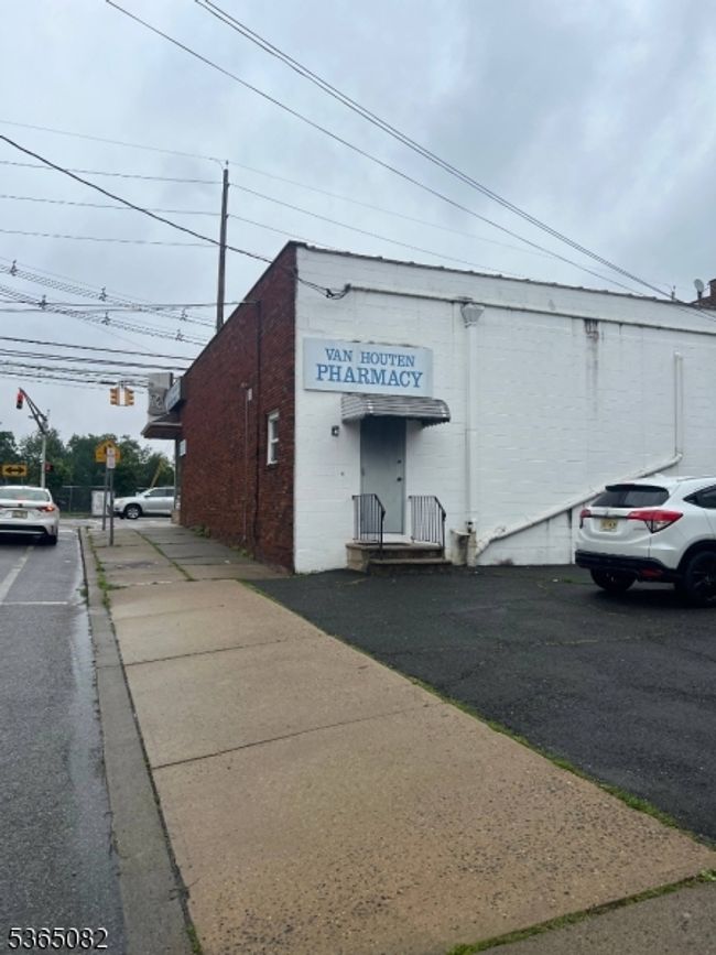 669 Van Houten Ave, Home with 0 bedrooms, 0 bathrooms and null parking in Clifton NJ | Image 6