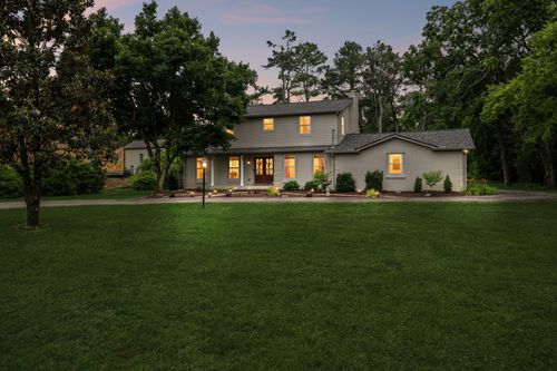 8013 Wikle Rd E, Brentwood, TN, 37027-7015 | Card Image